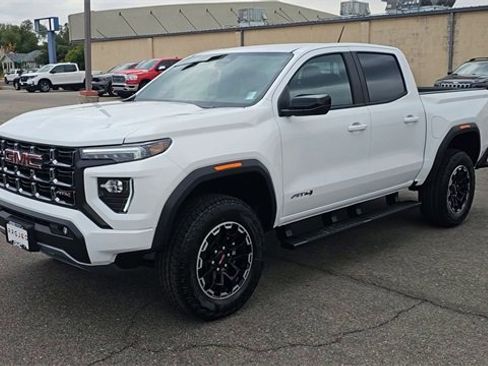 New 2026 GMC Canyon AT4 image 4