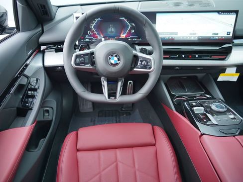 New 2026 BMW 530i w/ M Sport Package RWD image 13