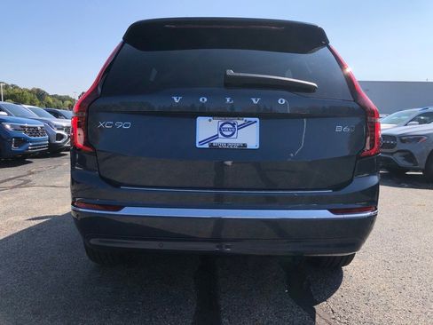 New 2026 Volvo XC90 B6 Plus w/ Protection Package Premier image 5