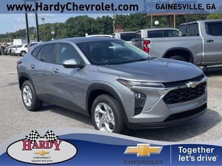 New 2026 Chevrolet Trax LS w/ LS Convenience Package FWD video 1