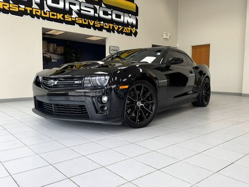 Used 2013 Chevrolet Camaro ZL1 RWD image 2
