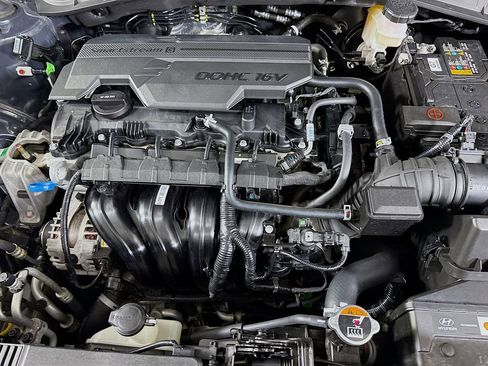 Certified 2025 Hyundai Kona SEL AWD/4WD image 25
