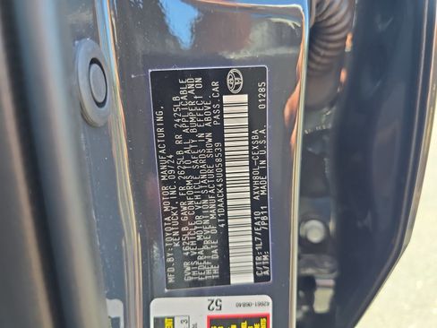 Used 2025 Toyota Camry SE w/ Multimedia Upgrade Package FWD image 30