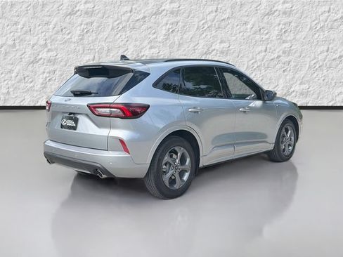 Used 2023 Ford Escape ST-Line w/ Tech Pack #1 FWD image 3
