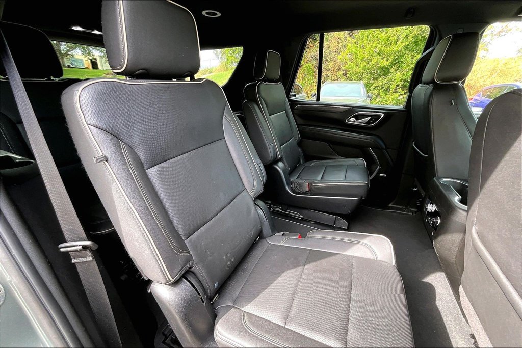 Used 2023 GMC Yukon SLT AWD/4WD image 37