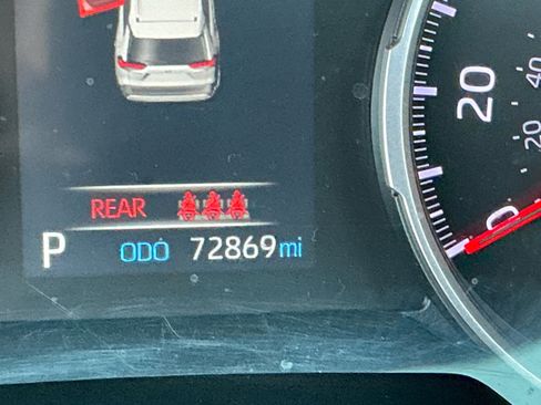 Certified 2019 Toyota RAV4 XLE Premium image 11