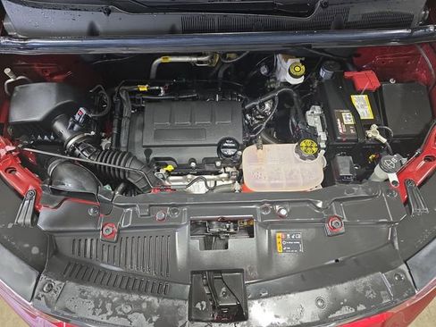 Used 2021 Chevrolet Trax LT w/ Driver Confidence Package image 30