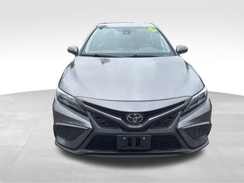 Used 2023 Toyota Camry SE image 31