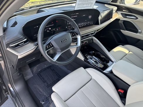 Used 2025 Audi Q5 Prestige AWD/4WD image 21