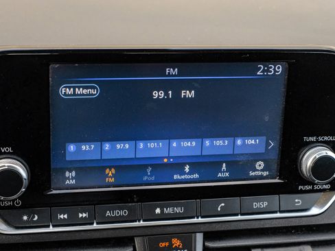 Used 2023 Nissan Altima 2.5 S image 34