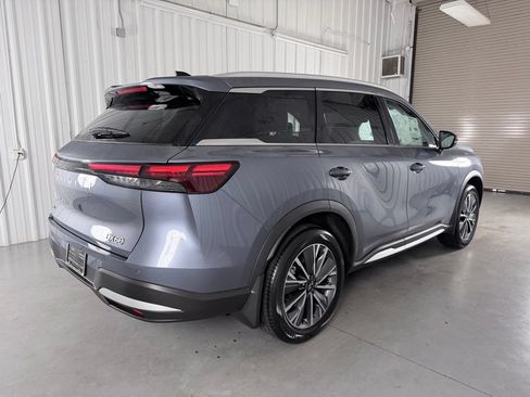 Certified 2026 INFINITI QX60 Luxe w/ Cargo Package FWD image 5