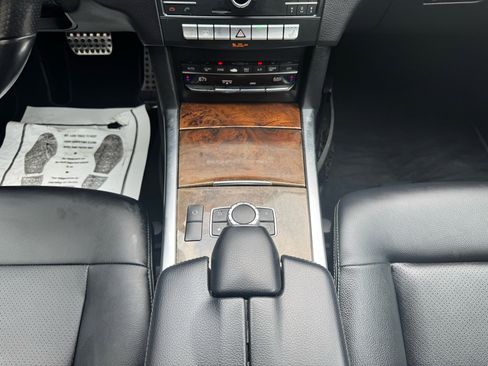 Used 2016 Mercedes-Benz E 350 4MATIC Sedan image 14