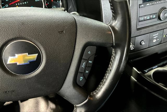 Used 2020 Chevrolet Express 2500 w/ Driver Convenience Package RWD image 12