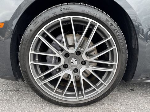 Certified 2024 Porsche Panamera image 9