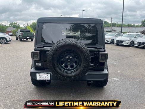 Used 2023 Jeep Wrangler Sport AWD/4WD image 8
