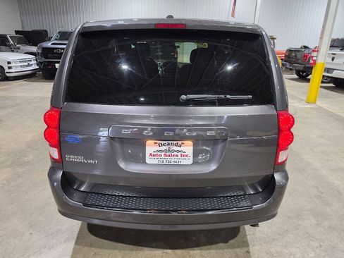 Used 2015 Dodge Grand Caravan SE w/ Quick Order Package 29E SE FWD image 10