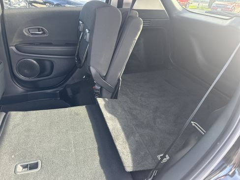 Used 2020 Honda HR-V EX image 16
