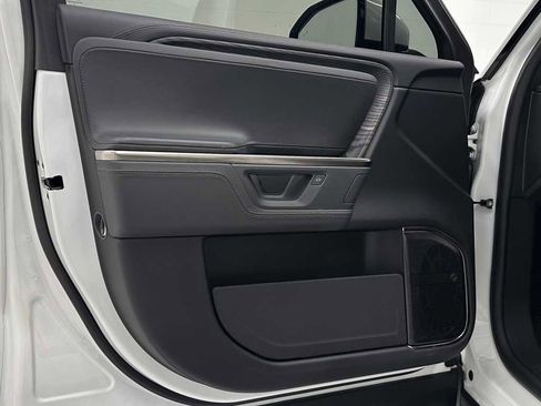 Used 2025 Rivian R1S Adventure image 25