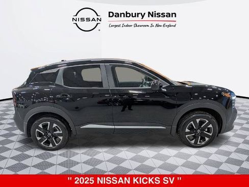 Certified 2025 Nissan Kicks SV w/ SV Premium Package AWD/4WD image 2