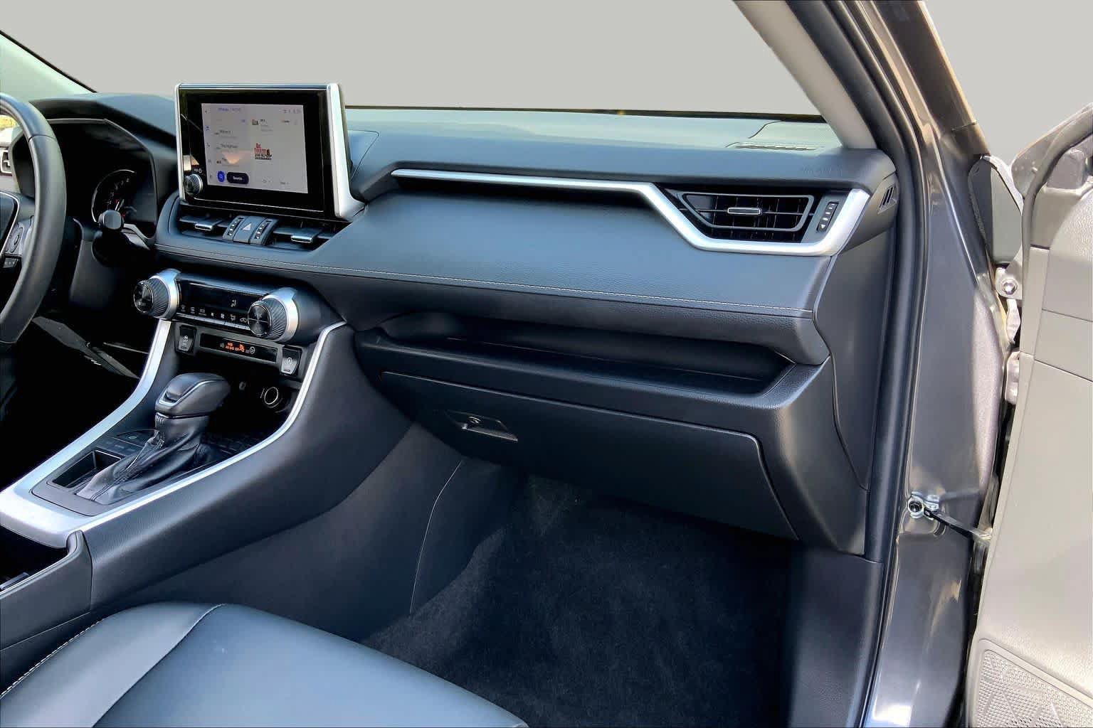 Used 2023 Toyota RAV4 XLE Premium FWD image 18