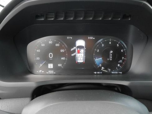 Used 2020 Volvo XC90 T5 Momentum w/ Protection Package AWD/4WD image 27