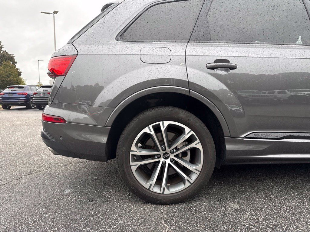 Used 2025 Audi Q7 2.0T Premium Plus AWD/4WD image 11
