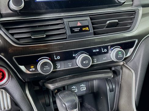 Used 2022 Honda Accord Sport image 22