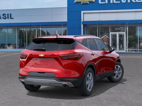 New 2026 Chevrolet Blazer LT w/ Convenience Package AWD/4WD image 4