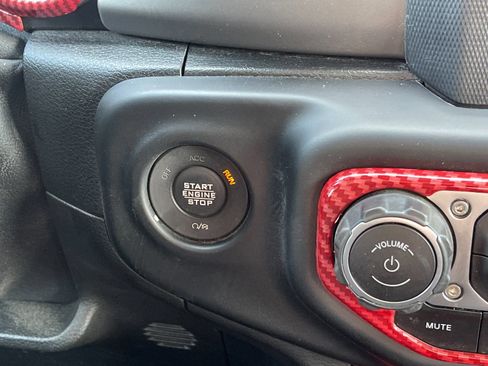 Used 2021 Jeep Wrangler Sport AWD/4WD image 24