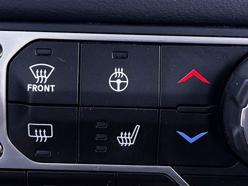 Used 2025 Jeep Gladiator Mojave w/ Convenience Group image 27