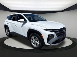 Used 2025 Hyundai Tucson SE video 2