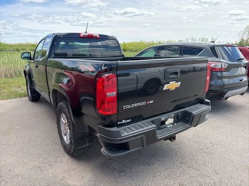 Used 2018 Chevrolet Colorado W/T w/ WT Convenience Package AWD/4WD image 5