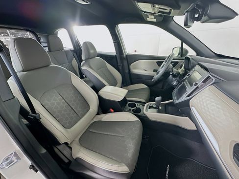 Used 2025 Subaru Forester image 28