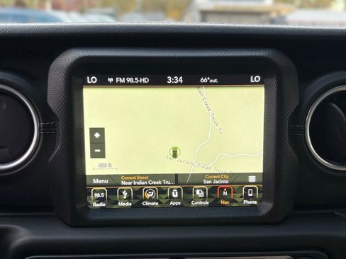 Used 2018 Jeep Wrangler Unlimited Sahara w/ Dual Top Group image 17