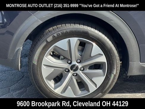 Used 2022 Kia Niro EX w/ Cold Weather Package image 55