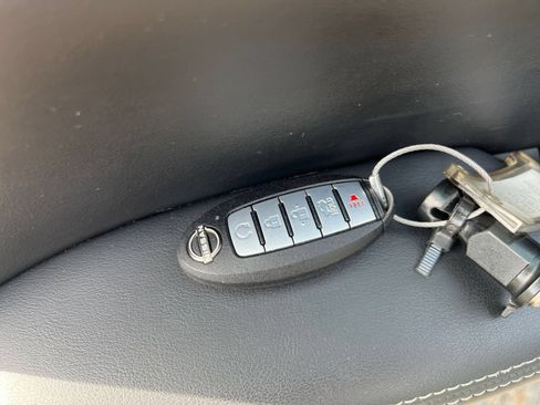 Used 2025 Nissan Altima 2.5 SV FWD image 25