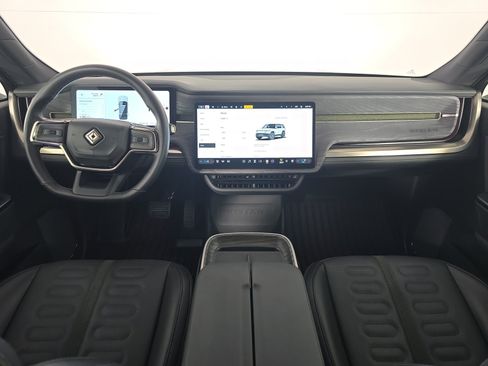 Used 2025 Rivian R1S Adventure AWD/4WD image 25