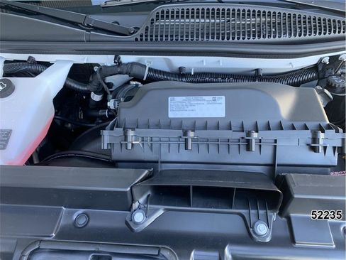 Used 2023 Chevrolet Express 2500 w/ Driver Convenience Package image 16