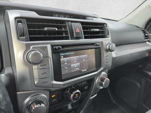 Used 2016 Toyota 4Runner SR5 image 10