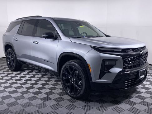 New 2026 Chevrolet Traverse RS w/ LPO, Floor Liner Package image 22