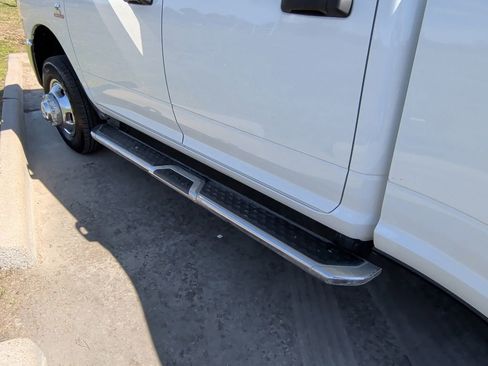 Used 2024 RAM 3500 Tradesman w/ Chrome Appearance Group image 46