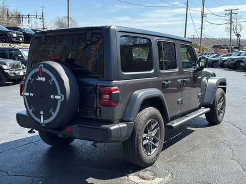Certified 2024 Jeep Wrangler Unlimited Sport AWD/4WD image 7