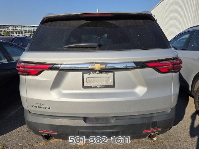Used 2022 Chevrolet Traverse LS FWD image 3