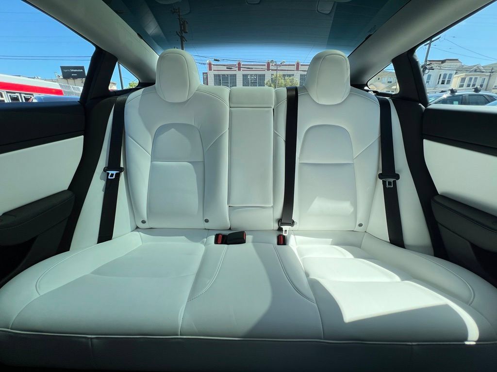 Used 2021 Tesla Model 3 Long Range AWD/4WD image 15
