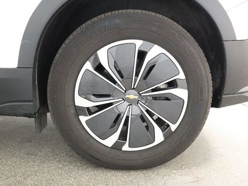 Used 2024 Chevrolet Blazer EV LT image 7