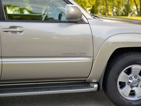 Used 2004 Toyota 4Runner Limited AWD/4WD image 13