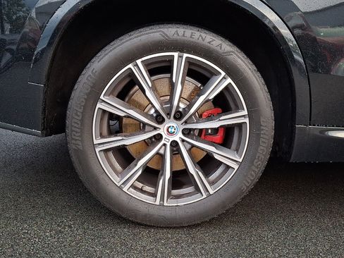 Used 2022 BMW X5 M50i w/ Executive Package AWD/4WD image 4