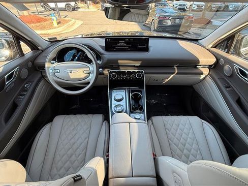 Used 2024 Genesis GV80 3.5T w/ Prestige Package image 22