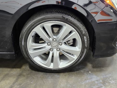 Used 2023 Acura TLX w/ Technology Package image 14