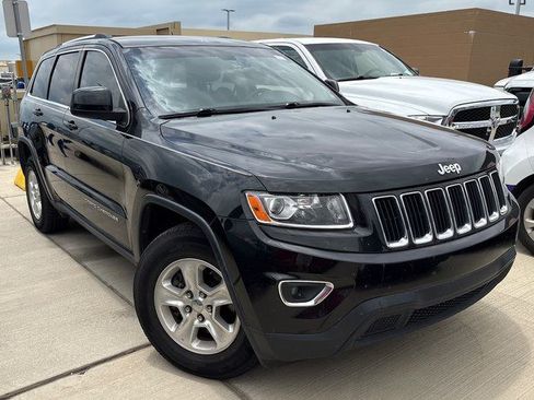Used 2014 Jeep Grand Cherokee Laredo w/ Quick Order Package 23E AWD/4WD image 1